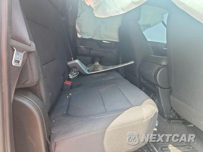 Zdjęcie 10 z 12 samochodu: 2022 CHEVROLET SILVERADO LTD K1500 VIN:1GCRYAED7NZ142978 - miniatura