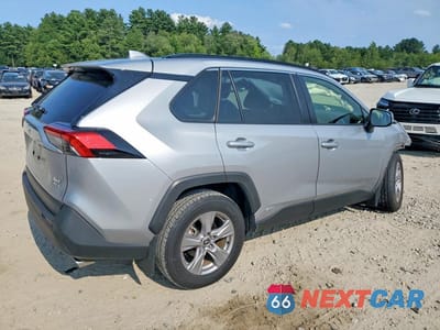 Trzecie zdjęcie samochodu z tyłu: 2025 TOYOTA RAV4 HYBRID XLE VIN:JTMRWRFV0SD293164 - miniatura