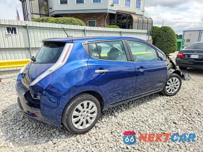 Trzecie zdjęcie samochodu z tyłu: 2017 NISSAN LEAF S VIN:1N4BZ0CP8HC310789 - miniatura