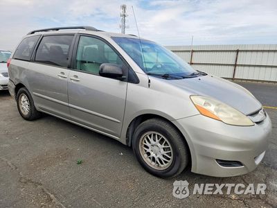 Czwarte zdjęcie samochodu z boku: 2010 TOYOTA SIENNA LE 7-PASSENGER VIN:5TDKK4CC3AS295674 - miniatura