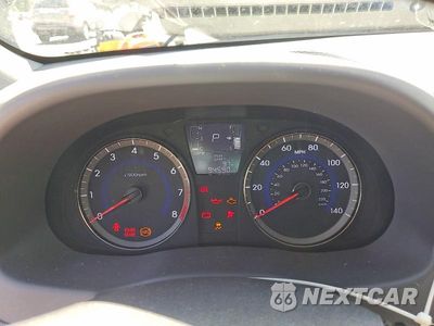 Zdjęcie 9 z 12 samochodu: 2017 HYUNDAI ACCENT SE VIN:KMHCT4AE2HU251849 - miniatura