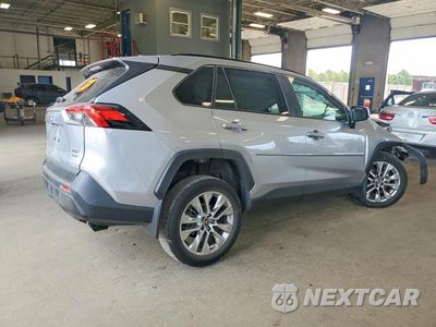 Trzecie zdjęcie samochodu z tyłu: 2025 TOYOTA RAV4 XLE PREMIUM VIN:2T3A1RFV4SC558345 - miniatura