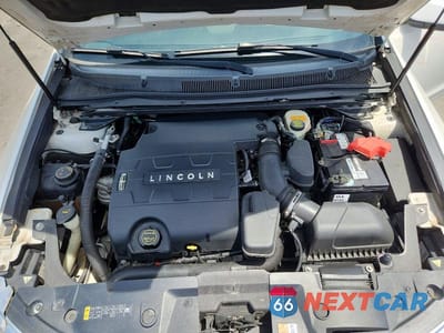 Zdjęcie 11 z 12 samochodu: 2013 LINCOLN MKS VIN:1LNHL9EK8DG616370 - miniatura