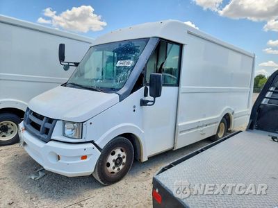 2013 ISUZU NPR HD DELIVERY TRUCK JALB4T174D7W01076 - główne zdjęcie licytacji z USA - miniatura