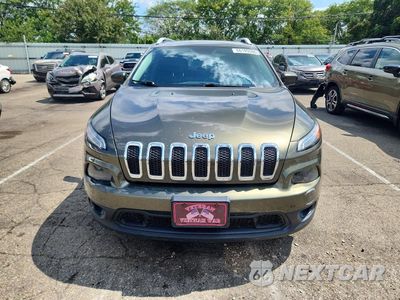 Piąte zdjęcie samochodu w środku: 2015 JEEP CHEROKEE LATITUDE VIN:1C4PJLCB6FW730771 - miniatura