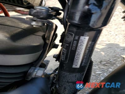 Zdjęcie 9 z 9 samochodu: 2010 HARLEY-DAVIDSON XL883 N VIN:1HD4LE214AC436201 - miniatura