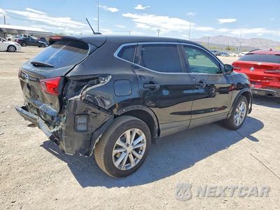 Trzecie zdjęcie samochodu z tyłu: 2017 NISSAN ROGUE SPORT S VIN:JN1BJ1CP3HW031212 - miniatura