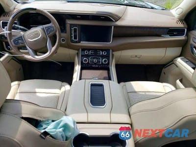 Zdjęcie 8 z 13 samochodu: 2024 GMC YUKON XL DENALI VIN:1GKS2JKT9RR283687 - miniatura