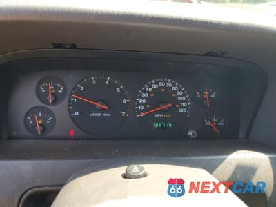 Zdjęcie 9 z 13 samochodu: 2000 JEEP GRAND CHEROKEE LIMITED VIN:1J4GW58N8YC280409 - miniatura