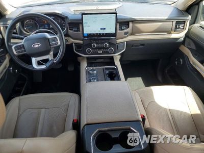 Zdjęcie 8 z 13 samochodu: 2024 FORD EXPEDITION LIMITED VIN:1FMJU2A87REA61947 - miniatura