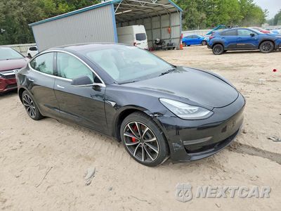Czwarte zdjęcie samochodu z boku: 2018 TESLA MODEL 3 VIN:5YJ3E1EB9JF074020 - miniatura
