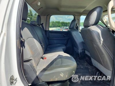 Zdjęcie 10 z 12 samochodu: 2018 RAM 2500 ST VIN:3C6UR5HL5JG180518 - miniatura