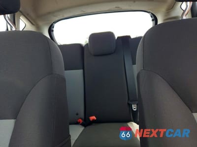 Zdjęcie 10 z 13 samochodu: 2016 FORD FIESTA S VIN:3FADP4TJ9GM171819 - miniatura