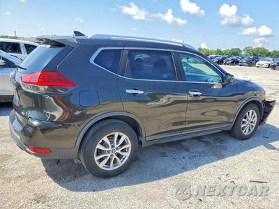 Trzecie zdjęcie samochodu z tyłu: 2017 NISSAN ROGUE SV VIN:KNMAT2MT5HP501402 - miniatura