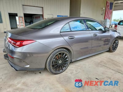 Trzecie zdjęcie samochodu z tyłu: 2020 MERCEDES-BENZ CLA 250 VIN:WDD5J4GB7LN064664 - miniatura