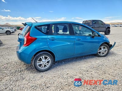 Trzecie zdjęcie samochodu z tyłu: 2015 NISSAN VERSA NOTE SV VIN:3N1CE2CP1FL385098 - miniatura