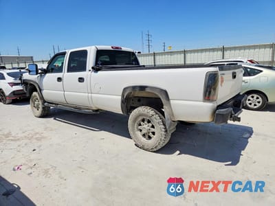 Drugie zdjęcie samochodu z przodu: 2003 CHEVROLET SILVERADO K2500 HEAVY DUTY VIN:1GCHK23193F242106 - miniatura
