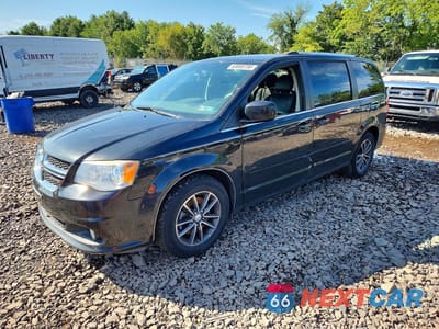 2017 DODGE GRAND CARAVAN SXT 2C4RDGCGXHR700168 - główne zdjęcie licytacji z USA - miniatura
