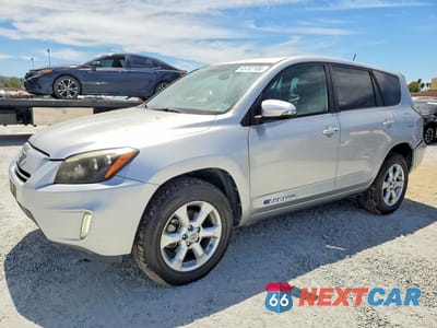 2013 TOYOTA RAV4 EV BASE 2T3YL4DV7DW002238 - główne zdjęcie licytacji z USA - miniatura