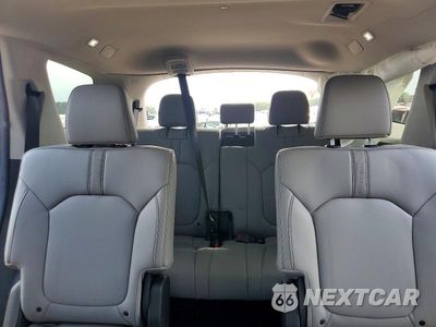 Zdjęcie 10 z 14 samochodu: 2025 HONDA PILOT TOURING VIN:5FNYG2H72SB037454 - miniatura