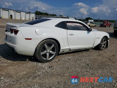 Trzecie zdjęcie samochodu z tyłu: 2013 CHEVROLET CAMARO LT VIN:2G1FC1E32D9184453 - miniatura