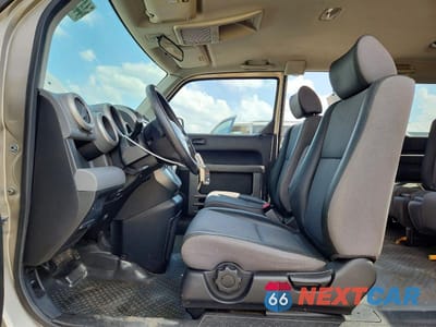 Zdjęcie 7 z 13 samochodu: 2004 HONDA ELEMENT EX VIN:5J6YH28514L004015 - miniatura