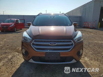 Piąte zdjęcie samochodu w środku: 2017 FORD ESCAPE TITANIUM VIN:1FMCU9J93HUE21486 - miniatura