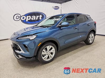 2026 BUICK ENCORE GX PREFERRED KL4AMBSL2TB109414 - główne zdjęcie licytacji z USA - miniatura