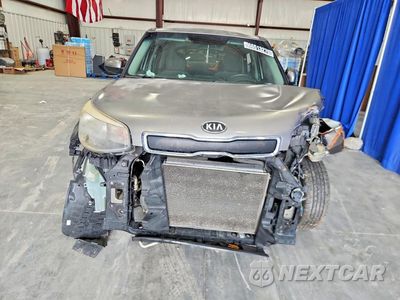 Piąte zdjęcie samochodu w środku: 2016 KIA SOUL BASE VIN:KNDJN2A21G7306904 - miniatura
