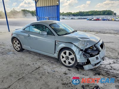 Czwarte zdjęcie samochodu z boku: 2001 AUDI TT VIN:TRUSX28N511016891 - miniatura