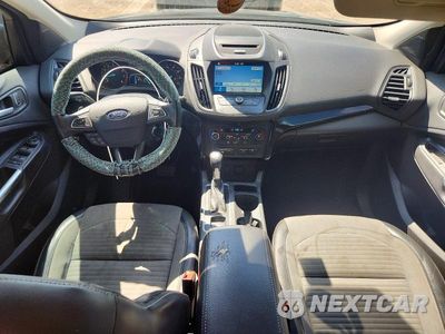 Zdjęcie 8 z 13 samochodu: 2017 FORD ESCAPE SE VIN:1FMCU0G91HUC71896 - miniatura