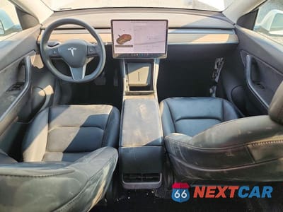 Zdjęcie 8 z 13 samochodu: 2021 TESLA MODEL Y VIN:5YJYGDEE4MF097043 - miniatura