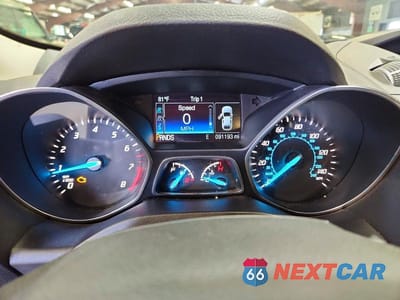 Zdjęcie 9 z 13 samochodu: 2016 FORD ESCAPE SE VIN:1FMCU9GX3GUB74751 - miniatura