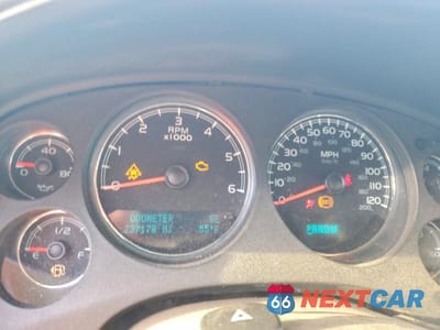 Zdjęcie 9 z 13 samochodu: 2010 CHEVROLET TAHOE K1500 LTZ VIN:1GNUKCE0XAR184809 - miniatura
