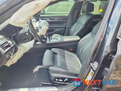 Zdjęcie 7 z 12 samochodu: 2018 BMW 750 I VIN:WBA7F0C59JGM22648 - miniatura