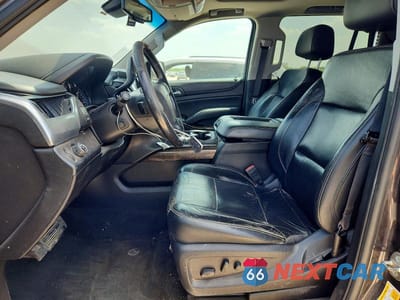 Zdjęcie 7 z 13 samochodu: 2018 CHEVROLET TAHOE C1500 LT VIN:1GNSCBKC1JR135110 - miniatura