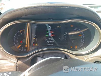 Zdjęcie 9 z 13 samochodu: 2014 JEEP GRAND CHEROKEE SUMMIT VIN:1C4RJFJT3EC441269 - miniatura