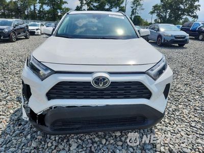Piąte zdjęcie samochodu w środku: 2023 TOYOTA RAV4 XLE VIN:2T3W1RFV7PC247781 - miniatura