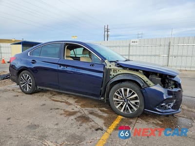 Czwarte zdjęcie samochodu z boku: 2018 SUBARU LEGACY 2.5I PREMIUM VIN:4S3BNAC61J3033900 - miniatura