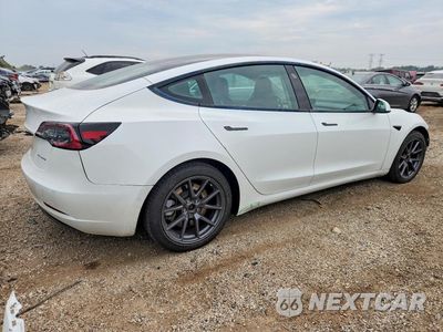 Trzecie zdjęcie samochodu z tyłu: 2022 TESLA MODEL 3 VIN:5YJ3E1EB0NF245887 - miniatura