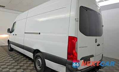 Trzecie zdjęcie samochodu z tyłu: 2023 MERCEDES-BENZ SPRINTER 2500 VIN:W1Y4NCHY2PT126508 - miniatura