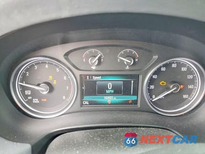 Zdjęcie 9 z 13 samochodu: 2018 BUICK ENCLAVE ESSENCE VIN:5GAERBKW9JJ283746 - miniatura