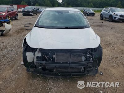 Piąte zdjęcie samochodu w środku: 2021 NISSAN VERSA SV VIN:3N1CN8EV9ML896554 - miniatura