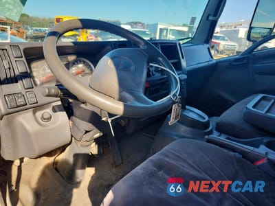 Zdjęcie 8 z 13 samochodu: 2013 ISUZU NRR VIN:JALE5W160D7300503 - miniatura