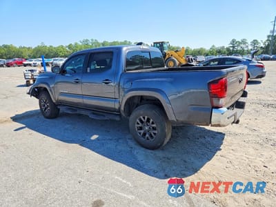 Drugie zdjęcie samochodu z przodu: 2021 TOYOTA TACOMA SR5 V6 VIN:3TMAZ5CN7MM151323 - miniatura