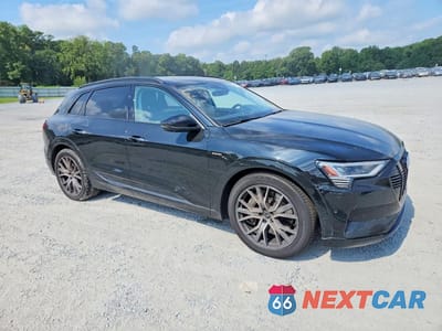 Czwarte zdjęcie samochodu z boku: 2021 AUDI E-TRON PRESTIGE VIN:WA1VABGE5MB038148 - miniatura