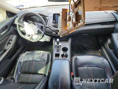 Zdjęcie 15 z 24 samochodu: 2019 NISSAN ALTIMA SR VIN:1N4BL4CV4KN321744 - miniatura