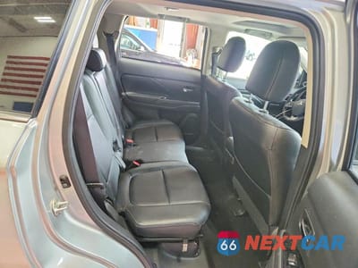 Zdjęcie 11 z 13 samochodu: 2018 MITSUBISHI OUTLANDER SE VIN:JA4AZ3A3XJZ007730 - miniatura