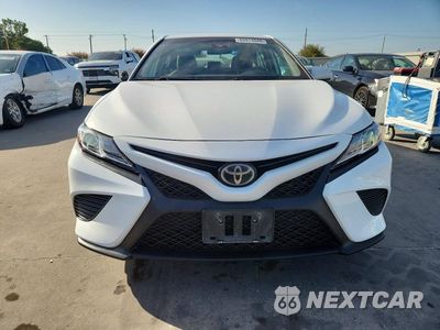 Piąte zdjęcie samochodu w środku: 2019 TOYOTA CAMRY SE VIN:4T1B11HK4KU204938 - miniatura