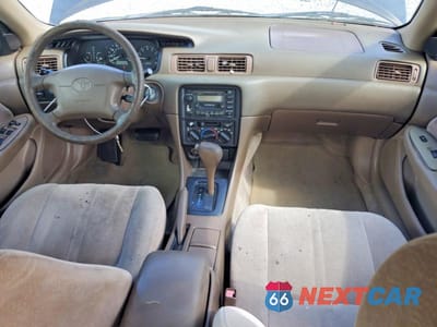 Zdjęcie 8 z 13 samochodu: 1999 TOYOTA CAMRY LE VIN:JT2BG22K7X0294174 - miniatura